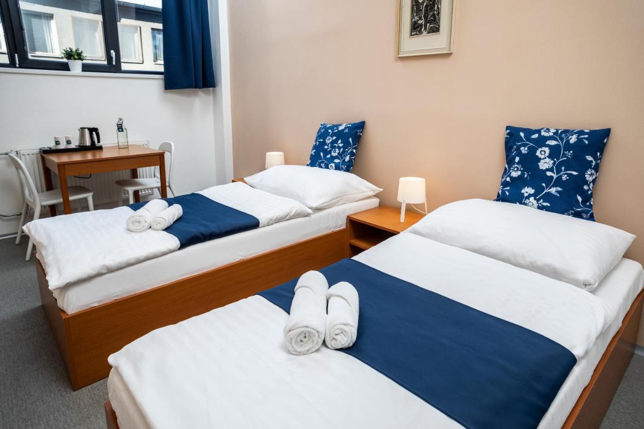Hotel Vp1 Ostrava Bagian luar foto