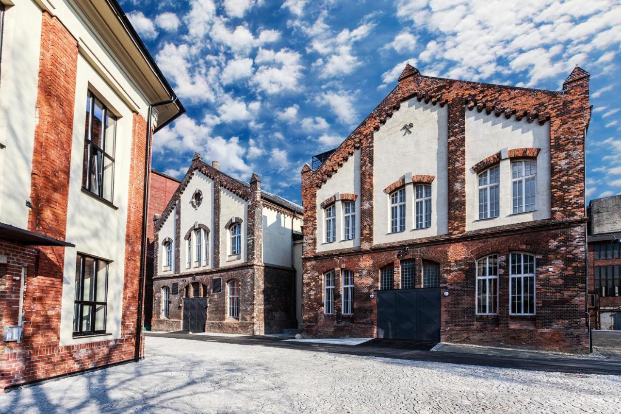 Hotel Vp1 Ostrava Bagian luar foto