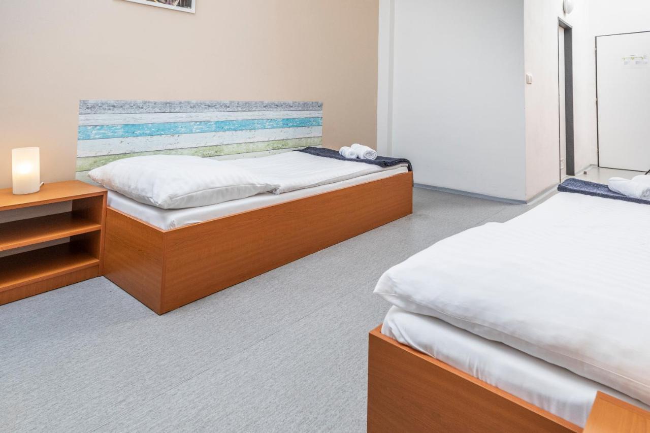 Hotel Vp1 Ostrava Bagian luar foto