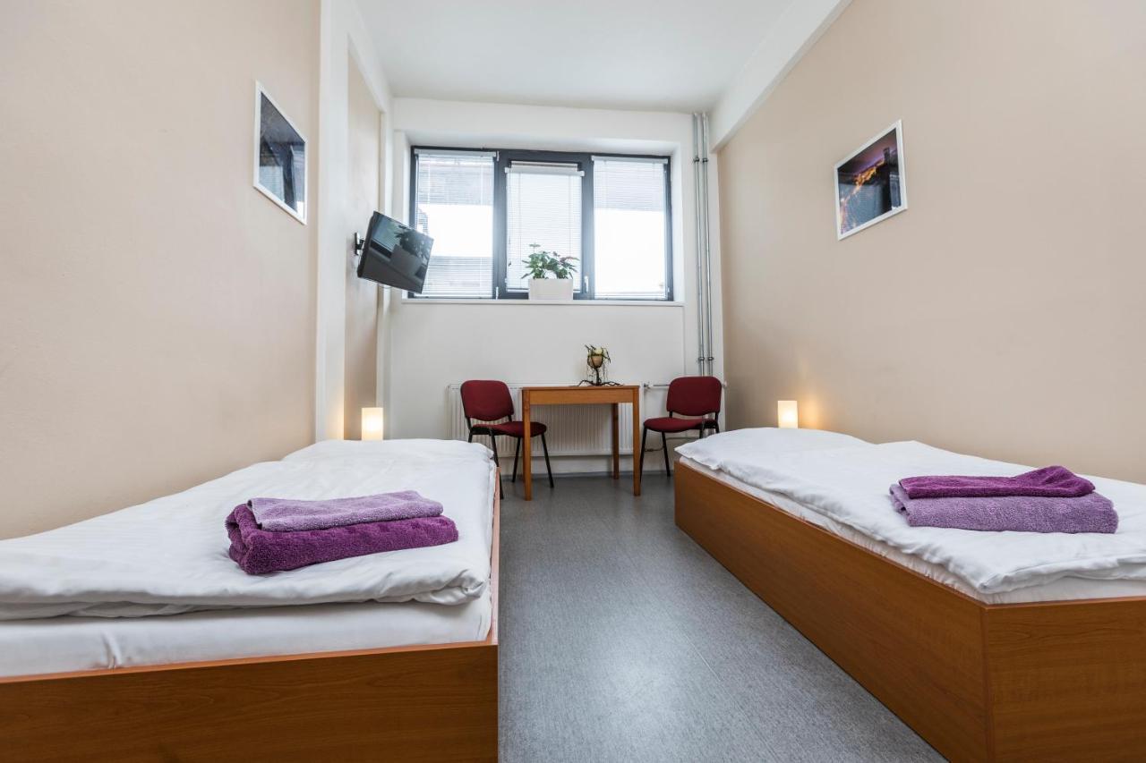 Hotel Vp1 Ostrava Bagian luar foto